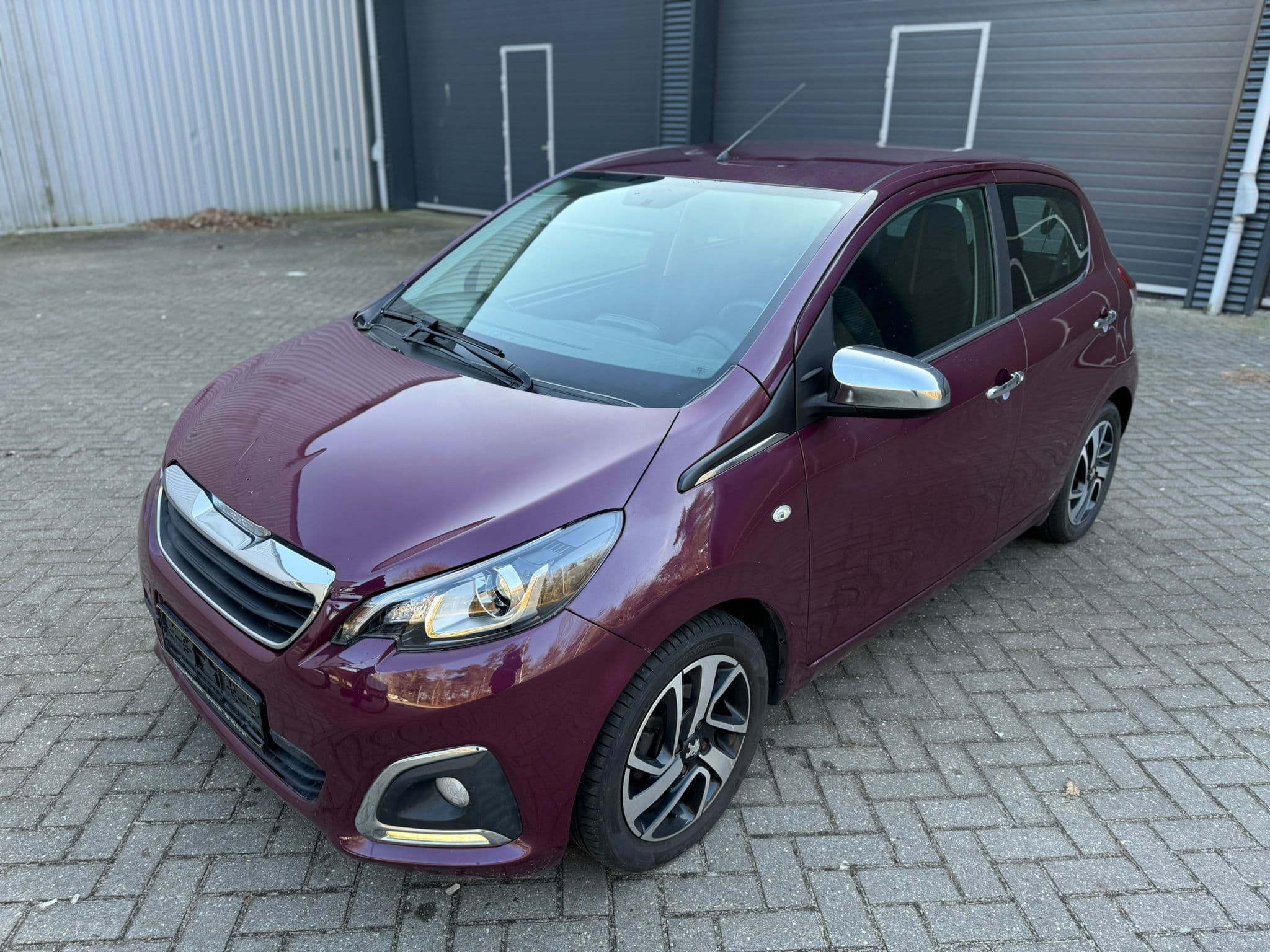 PEUGEOT PEUGEOT 108
